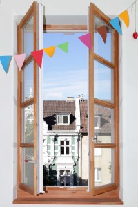 Berliner Warmfenster: Schmale Profile trotz größerer Bautiefe mit Holzfenstern von Frovin