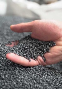 Braungart EPEA und Classen Group starten breite Allianz für PVC-Alternativen