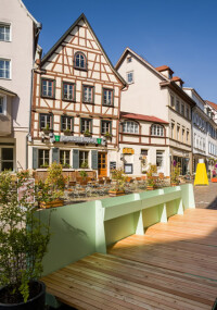 Bepflanztes City-Mobiliar für die historische Altstadt Bad Wimpfen