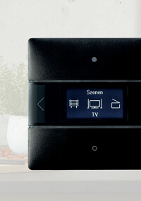 Theben: KNX Tastsensoren und Raumcontroller iON auch in Schwarz und Silber