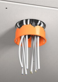 Neues Einbaugehäuse Universal 120 mit Anschraubfläche von Kaiser