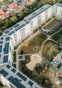 Moderne „Platte”: GWW-Masterplan-Projekt mit Klima-Garten im Innenhof