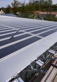 Kalzip Aluminium-Leichtbausystem für Flachdächer weiterentwickelt