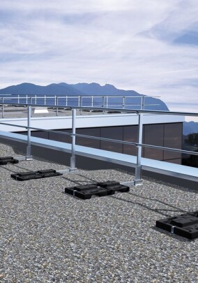 Sicherheitsgeländer von Sika für Flachdächer