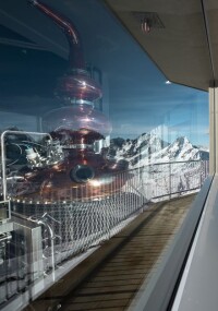 Warme Kante-Abstandhalter Swisspacer Ultimate in Whisky Manufaktur auf 3.303 m Höhe