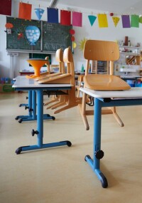 Institut für Arbeitsschutz betont Vorteile guter Raumakustik für Schulen