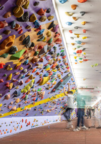 Heco Edelstahlschrauben sichern Boulderwand in ehemaliger Fußgängerunterführung