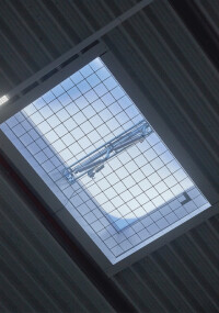 Sicherungslösungen für Tageslichtsysteme auf Flachdächern von Kingspan Light + Air