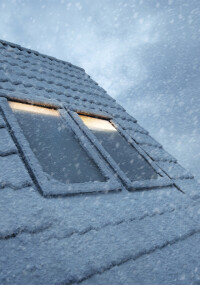 Velux-Simulation untersucht Einsparung von Heizenergie durch Dachfensteraustausch