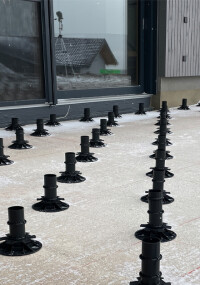 Bestimmung der Höhenlage und verbesserte Ergonomie im Terrassenbau mit Orakelix von Sihga