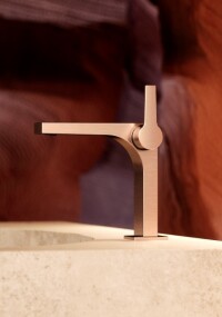 Neue Farben und Oberflächen für Keuco Armaturen