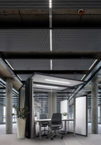 Raum-in-Raum System FlexShell ermöglicht dynamische Gestaltung von Arbeitsräumen