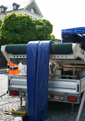 Für Kanalsanierungsarbeiten in Bergisch Gladbach kombiniert Katec Reparatur und Renovierung