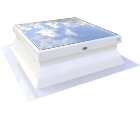 Esserdome Flachdachfenster mit sanfter Wölbung für bessere Ausblicke