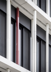 Tonality-Keramikbaguettes: Fassadengestaltung auf dem Medizincampus der Universität Augsburg