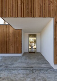 Mocopinus nimmt Nordamerikanische Douglasie ins Fassadenprogramm