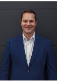 Novoferm: Rainer Schackmann übergibt Geschäftsführung an Christian Hasenest