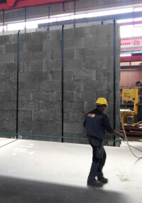 Serielles Bauen: Mauertafeln aus Leichtbeton liefern hochwertige und effiziente Lösung