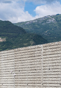 NOE Schalungsmatrizen am Basistunnel Lyon-Turin ahmen Gambione nach