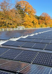 Erlebnis-Zoo Hannover nimmt neue 3.000 m² Photovoltaikanlage in Betrieb