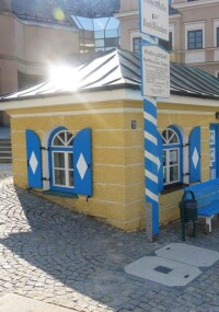 Historisches Zollhäuschen aufgrund von Feuchtigkeitsproblemen komplettsaniert