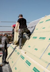 Linzmeier: Dämmstoffsystem Linitherm Loop für Steil-, Flach-, und Gefälledächer