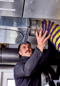 Zehnder empfiehlt professionelle Reinigung von Lüftungssystemen