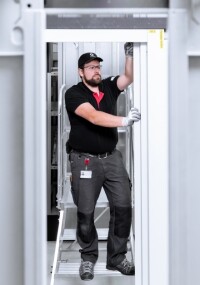 Abschaltung des 2G-Netzes: Herausforderung und Chance für Aufzugsbetreiber