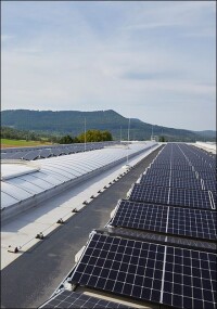 Kingspan bietet Planungshilfe für PV-Anlagen und NRWG