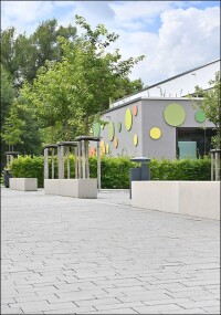 FCN: barrierefreier Schulhof mit Tavolo-Mix-Pflaster