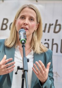 Haushaltsausschuss stellt für Wohnen, Stadtentwicklung und Bauwesen 12 Mrd. Euro bereit