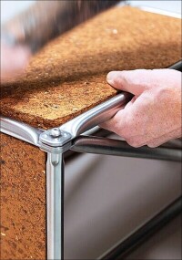 Vom Reststoff zum Rohstoff: Chemisches Recycling macht Spanplatten kreislauffähig