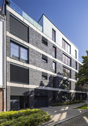 Verblender „Chemnitz” prägt Fassadenbild eines Wohnhauses in Hamburg-Harburg