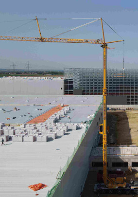 Logistikzentrum Wallersdorf mit klimafreundlichem Dämmungssystem von URSA