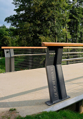 Holzbrücken des Ingenieurbüros Miebach verbinden Frankenberg über die Eder