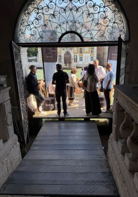 Architekturbiennale in Venedig: Initiative „Berührungspunkte” – Branchentreff für die Architektur von morgen