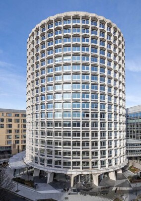 London: Space House vereint Brutalismus, moderne Architektur und nachhaltige Ausstattung