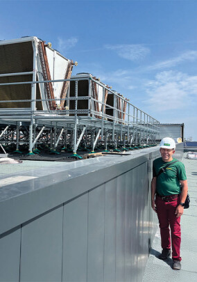 RLT-Anlage dachhautschonend, wind- und schneelastsicher aufgeständert