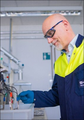 BASF-Forscher Patrick Keil bei Eurocorr 2025 in Stavanger