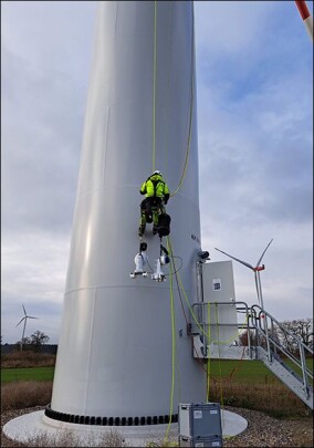 Axis: KI-gestützte Kamerasysteme für Vogelschutz in Windparks