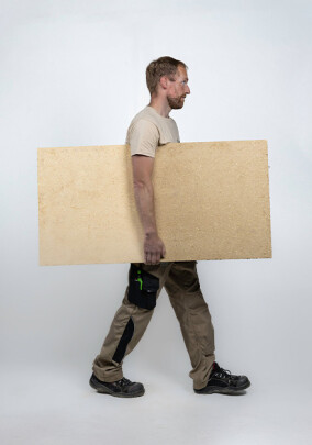 ClayTec liefert CO₂-neutrale Lehmbauplatte D22 solar für den Innenausbau