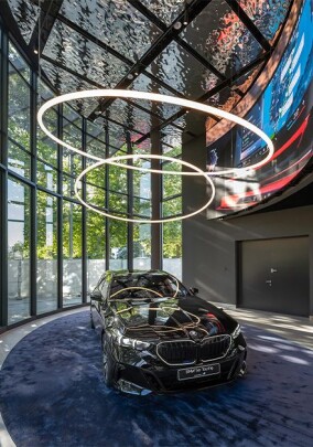 Artemide: Repräsentatives Lichtkonzept in BMW-Niederlassung