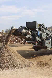 Asphalt- und Betonrecycling: Vor-Ort-Aufbereitung reduziert Transportwege und Emissionen