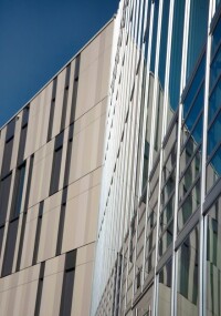 WindowMaster und Fieger zertifizieren gemeinsames Rauch- und Wärmeabzugssystem