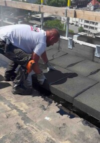 Timber Peak in Mainz: Holz-Hybrid-Bürogebäude mit Hochleistungsdämmung
