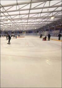 45 Kilometer Rohrleitungen bilden das neue Kühlsystem der Eishalle in Haarlem