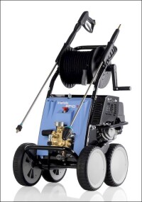 Infrastrukturunabhängige Reinigung: Kränzle B-Serie für Baustelle und Gelände