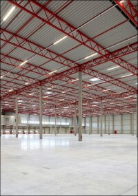 Log Plaza Frankfurt: SFS sichert Hallendachkonstruktion