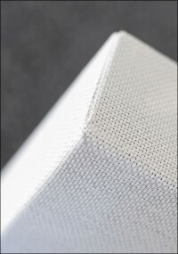 Lindner Group: Erstmals textiler Schallabsorber in Baustoffklasse A1