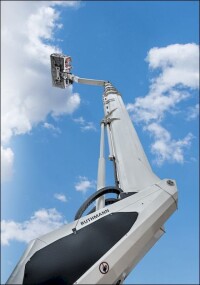 Helu liefert Energieführungssysteme für LKW-Hubarbeitsbühnen von Ruthmann